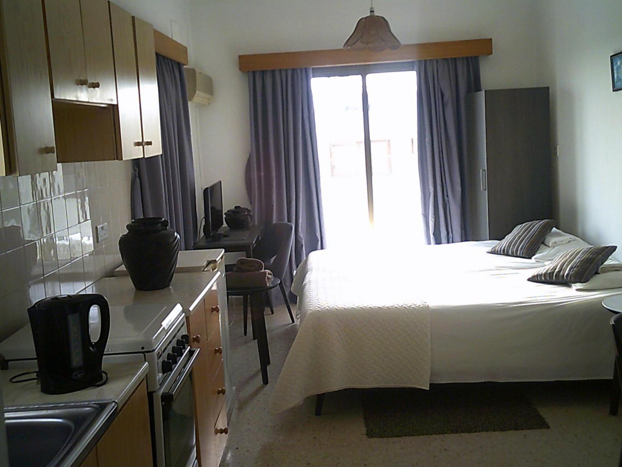Panklitos Tourist Apartments Pafos Dış mekan fotoğraf